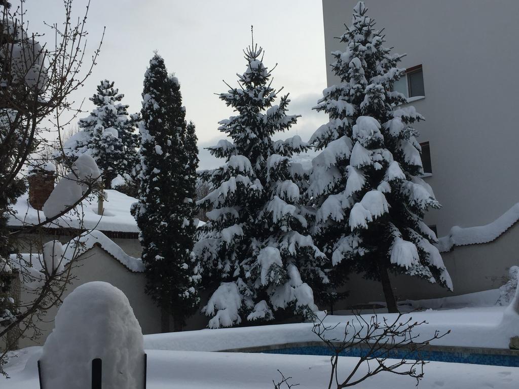 Апартамент За Гости "Момчил" Sofia Exterior foto